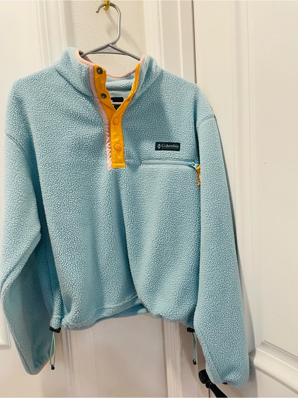 Columbia Women’s Light Blue Sherpa Pullover with Orange Trim